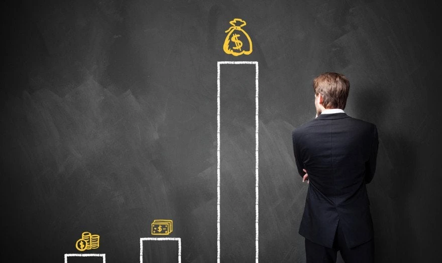 Ποιοι βγάζουν σε λίγες ώρες όσα βγάζετε σε ένα χρόνο